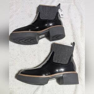 Dolce Vita Saline H2O Boots Sz 7 Black Patent Waterproof Chelsea